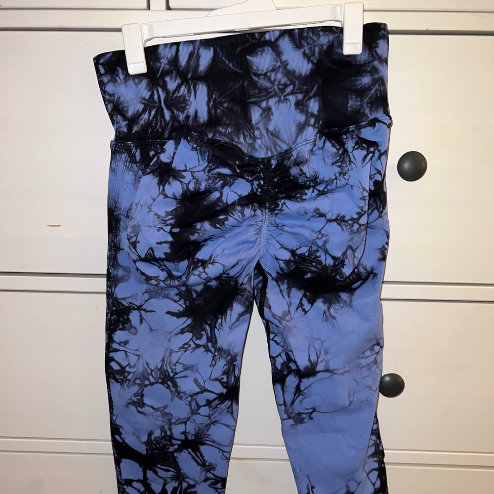 High waisted tye dye leggings